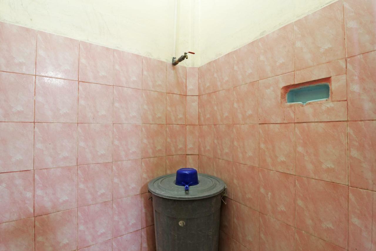 Hotel Wisma Yuli Syariah Medan Exteriér fotografie